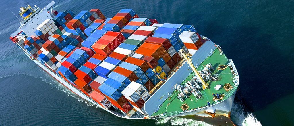 هر آنچه که نیاز است درباره صادرات و واردات دریایی بدانید | شرکت واردات صادرات | آریاناجم